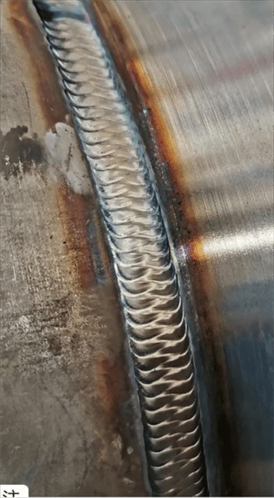 Equipment weld seam detail
